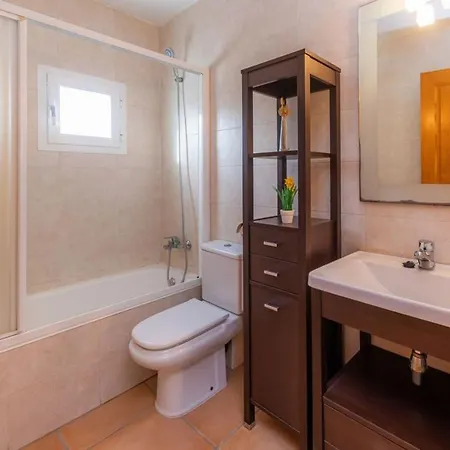 Apartment 3 Bedrooms Appartement With Enclosed Garden And Wifi At Can Picafort