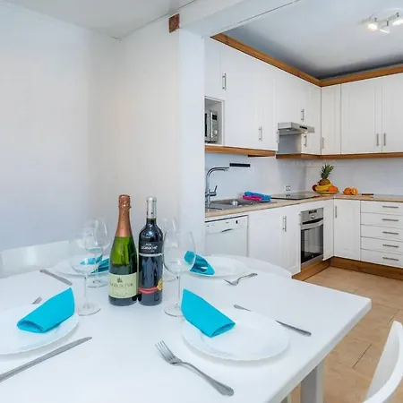 3 Bedrooms Appartement With Enclosed Garden And Wifi At Can Picafort Apartment